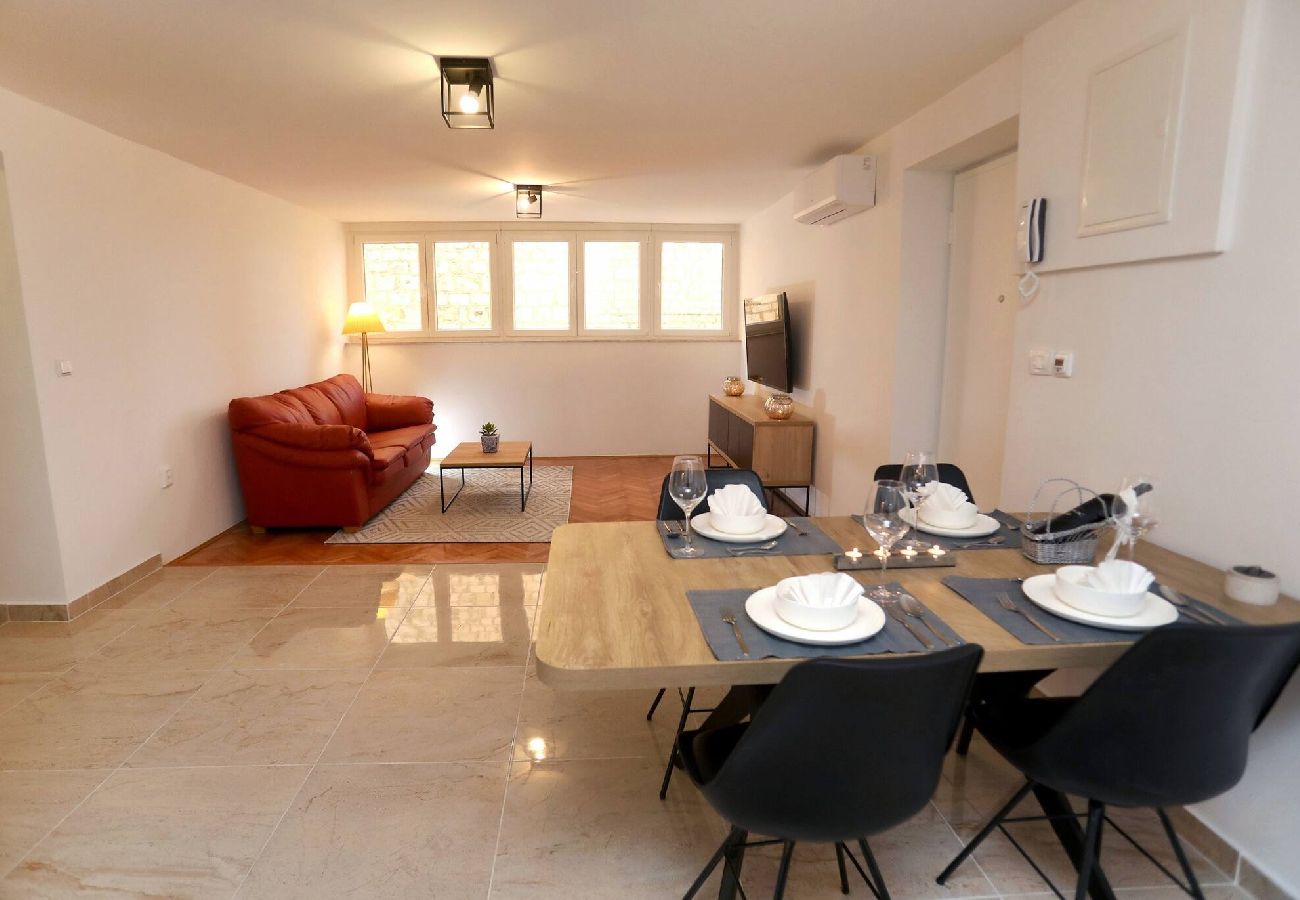 Ferienwohnung in Trogir - M Apartment Trogir