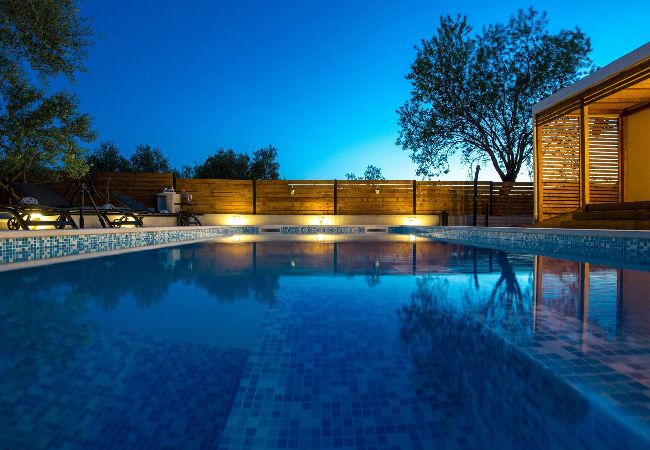 Ferienhaus in Donje Raštane - Holiday home Relax Ferienhaus in Donje Raštane - Holiday home Relax