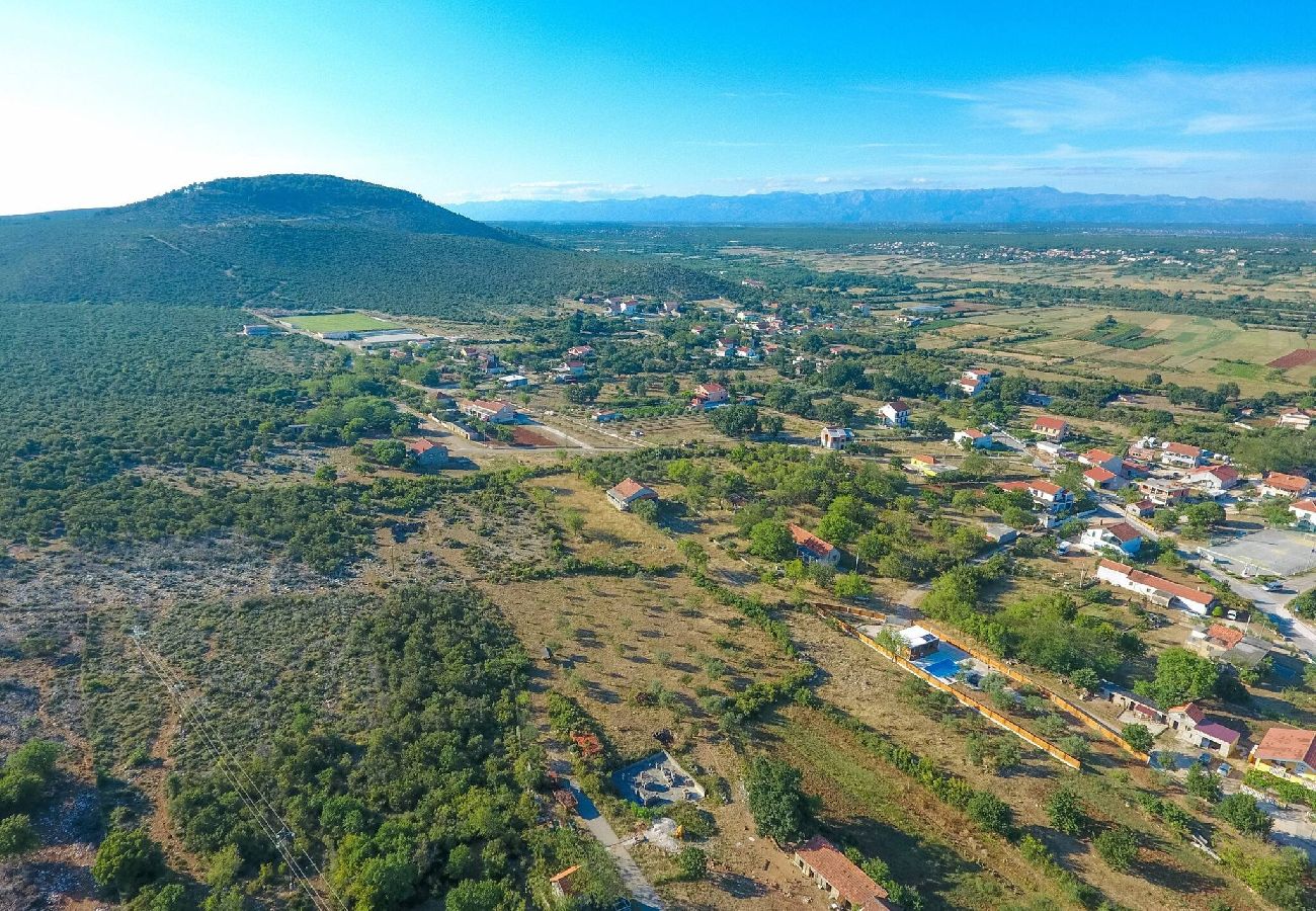 Ferienhaus in Donje Raštane - Holiday home Relax