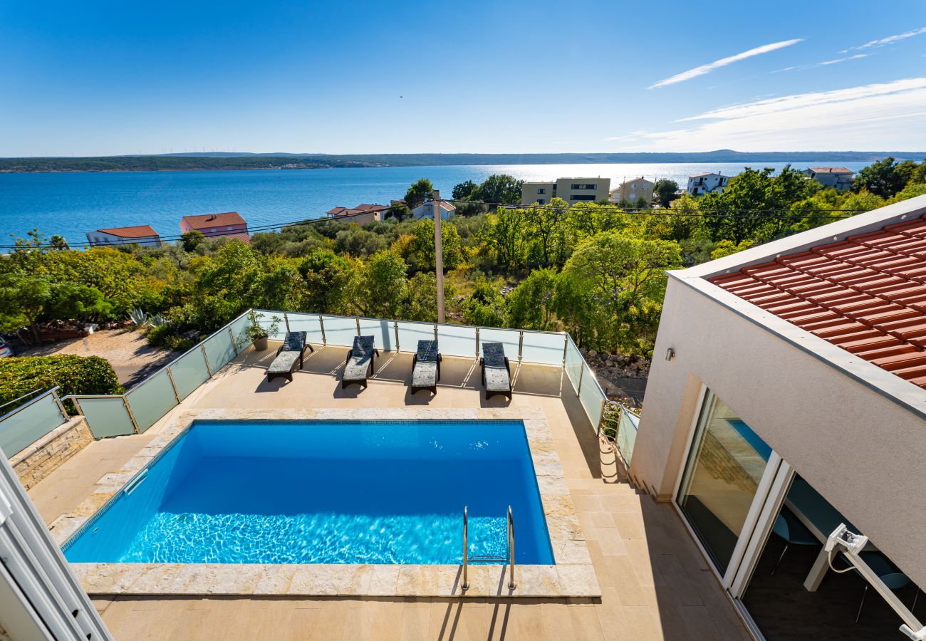 Ferienhaus in Maslenica - Sea view Villa Anpero