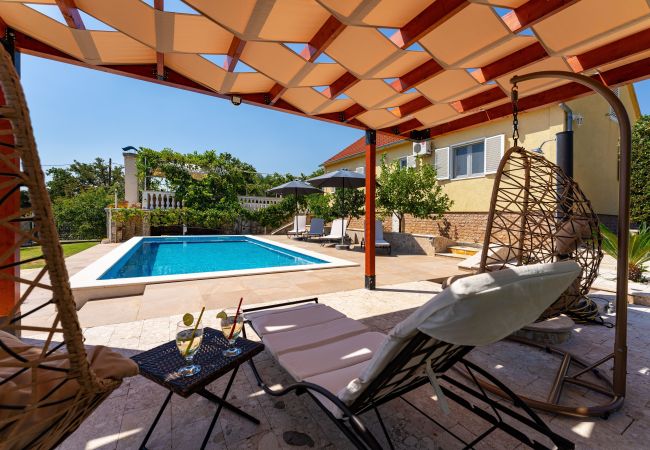 Ferienhaus in Zaton Obrovacki - Villa Sucic with private pool Ferienhaus in Zaton Obrovacki - Villa Sucic with private pool