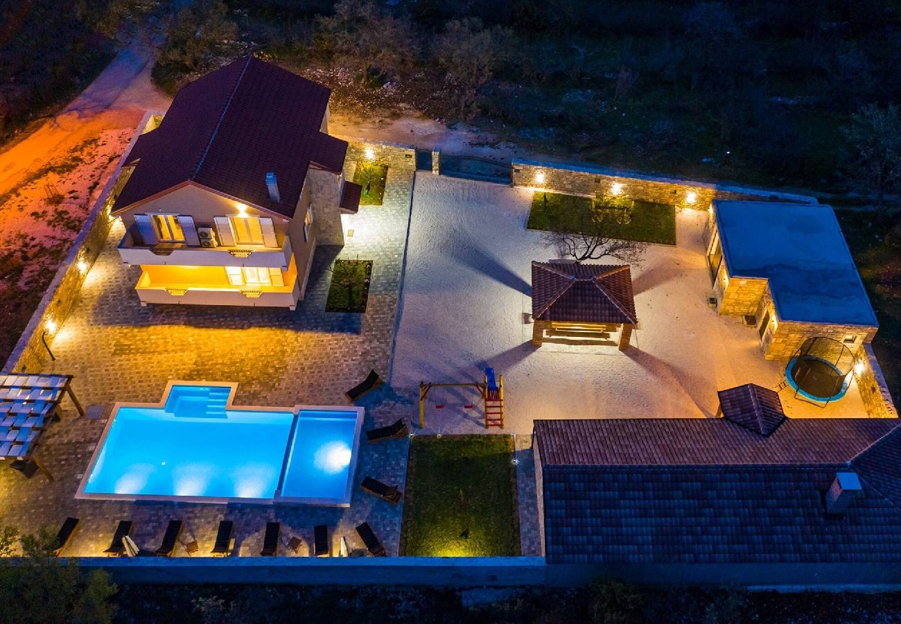 Ferienhaus in Benkovac - Luxury Villa Escape