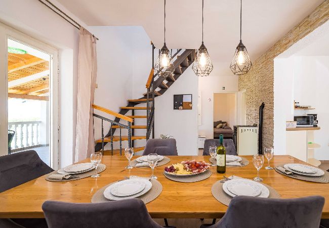 Ferienhaus in Žažvic - Holiday home Agro Casa Ferienhaus in Žažvic - Holiday home Agro Casa