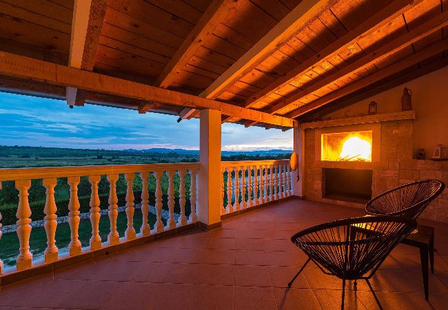 Ferienhaus in Žažvic - Holiday home Agro Casa Ferienhaus in Žažvic - Holiday home Agro Casa