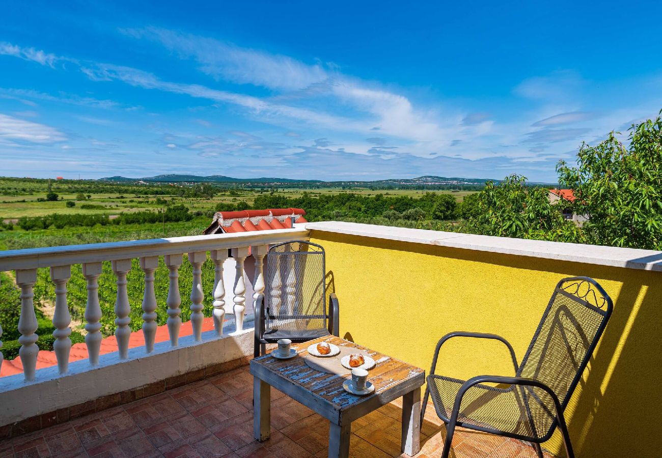 Ferienhaus in Žažvic - Holiday home Agro Casa