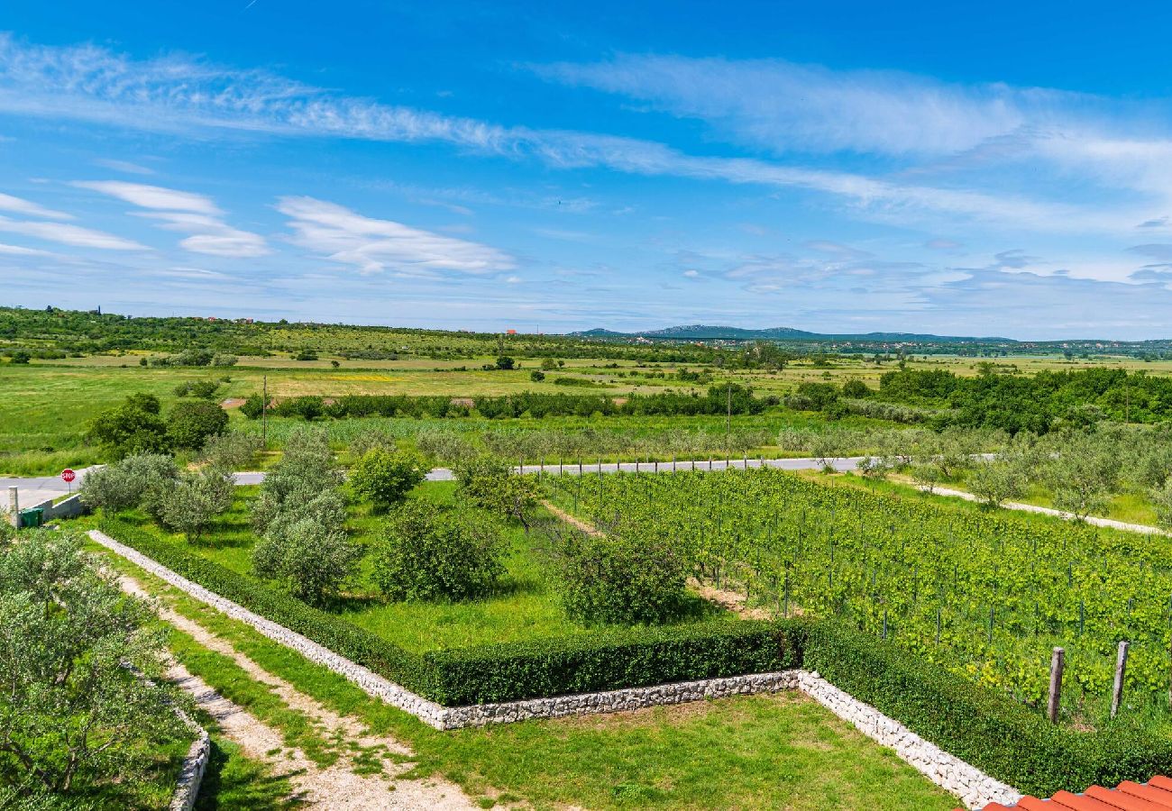 Ferienhaus in Žažvic - Holiday home Agro Casa