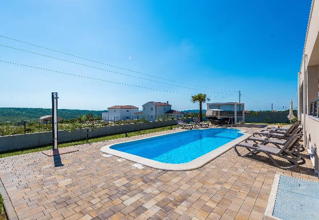 Ferienhaus in Debeljak - Villa Providenca with heated pool Ferienhaus in Debeljak - Villa Providenca with heated pool