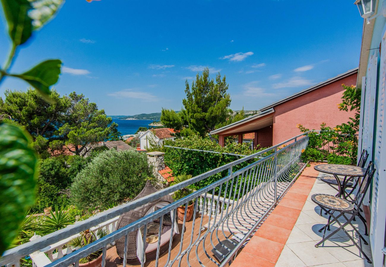 Ferienhaus in Maslenica - Sea view Villa Danica