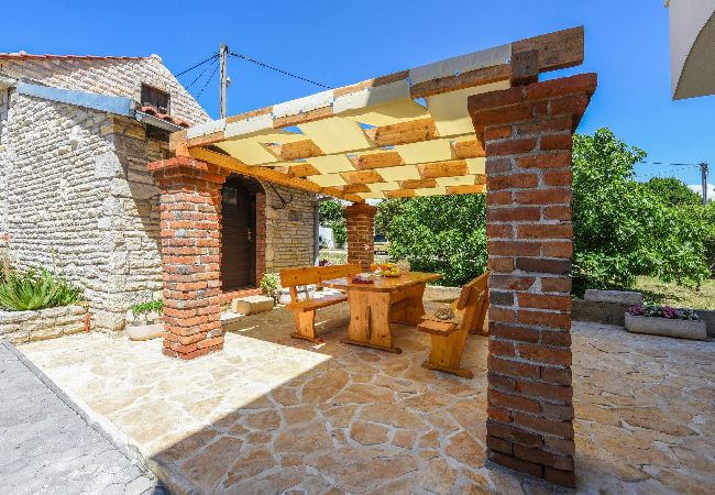 Ferienhaus in Posedarje - Sea view Villa Possedaria Ferienhaus in Posedarje - Sea view Villa Possedaria