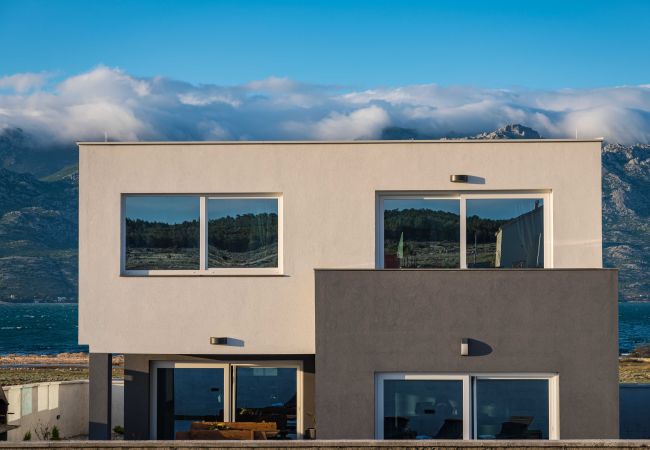 Ferienhaus in Ražanac - Sea view Villa Punta Ferienhaus in Ražanac - Sea view Villa Punta