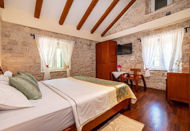 Ferienhaus in Podlug - Authentic Villa Zvonko Ferienhaus in Podlug - Authentic Villa Zvonko