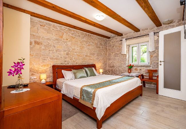 Ferienhaus in Podlug - Authentic Villa Zvonko Ferienhaus in Podlug - Authentic Villa Zvonko