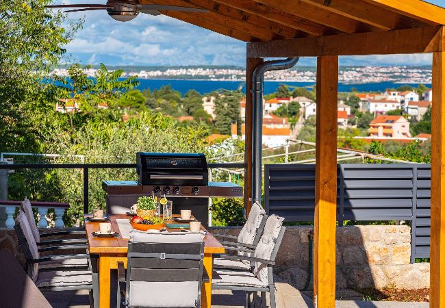 Ferienhaus in Lukoran - Sea view Villa Nana Ferienhaus in Lukoran - Sea view Villa Nana