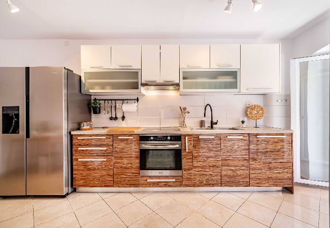 Ferienhaus in Lukoran - Sea view Villa Nana Ferienhaus in Lukoran - Sea view Villa Nana