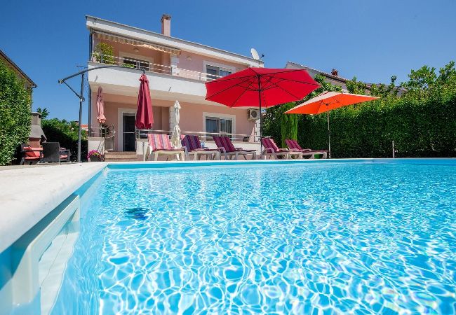 Ferienwohnung in Zadar - Apartment ViGo with private pool Ferienwohnung in Zadar - Apartment ViGo with private pool