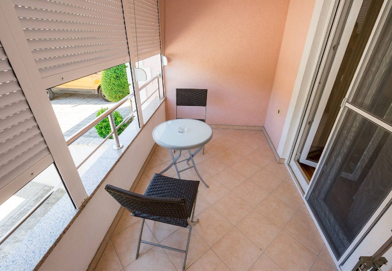 Ferienwohnung in Zadar - Apartment ViGo with private pool