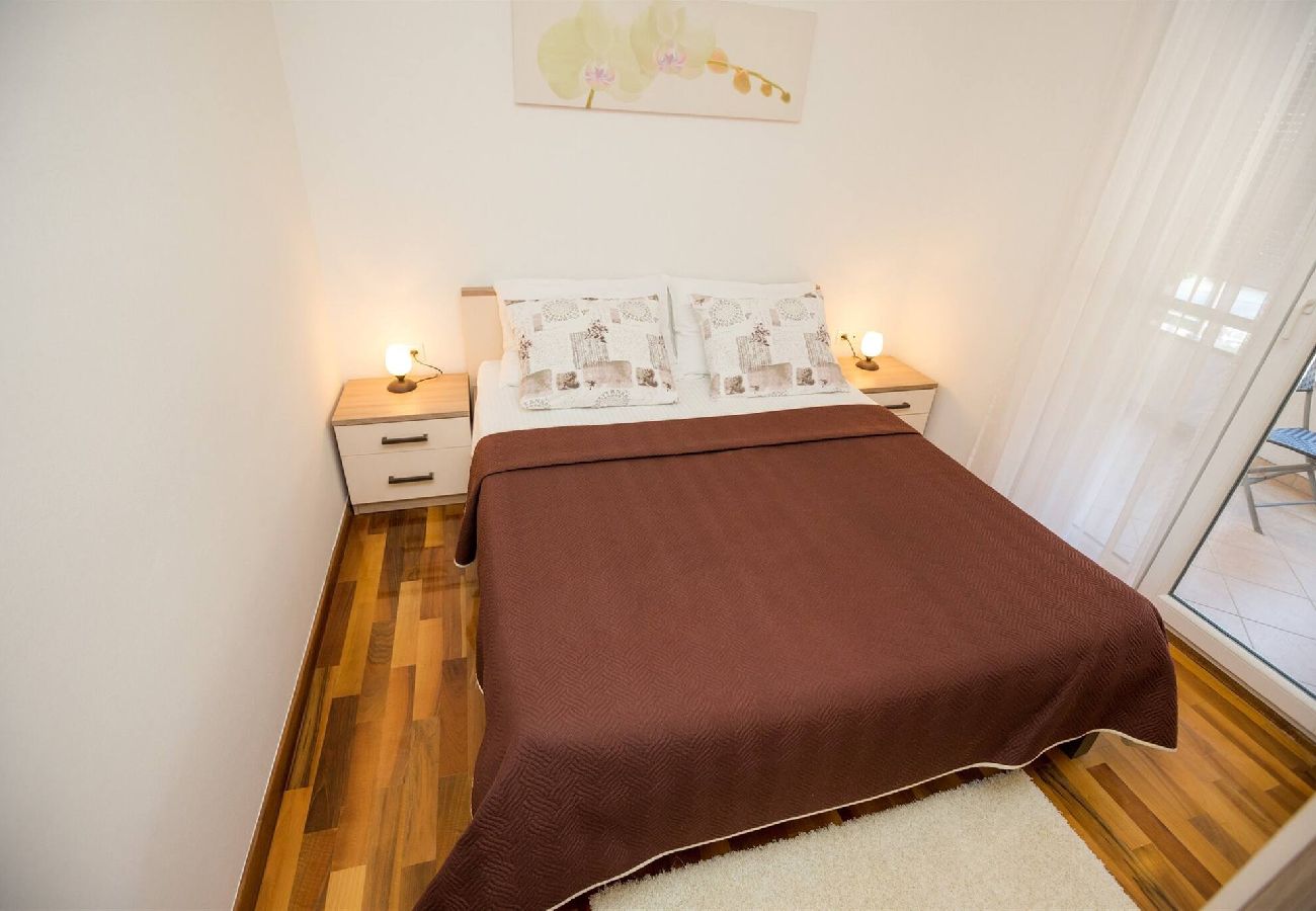 Ferienwohnung in Zadar - Apartment ViGo with private pool