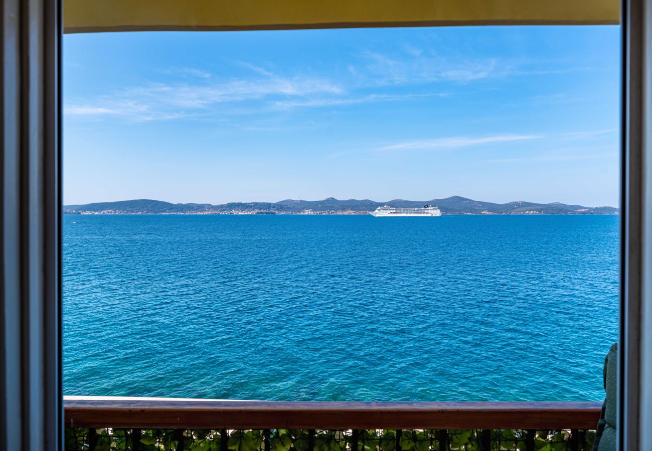 Studio in Zadar - Sea View Apartment Riva