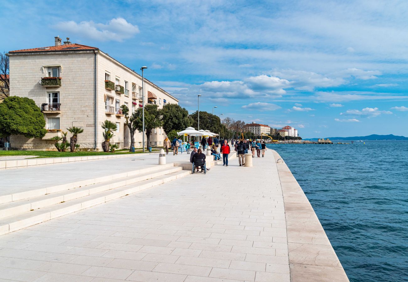 Studio in Zadar - Sea View Apartment Riva