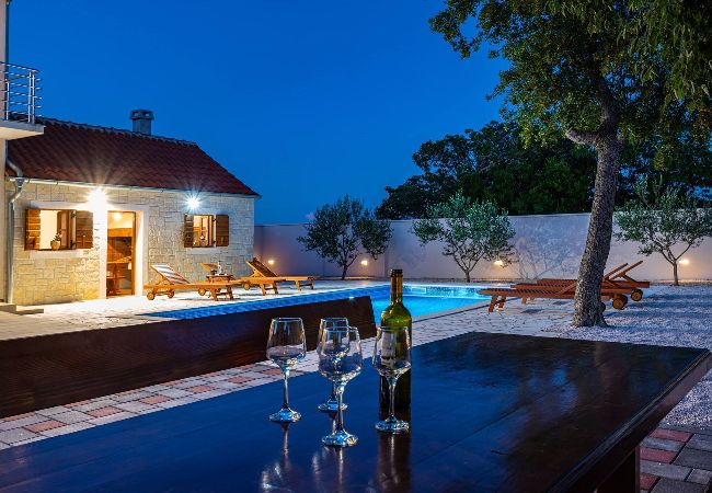 Ferienhaus in Stankovci - Holiday home Zara Ferienhaus in Stankovci - Holiday home Zara