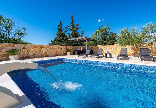 Ferienhaus in Tinj - Holiday home Maria Ferienhaus in Tinj - Holiday home Maria