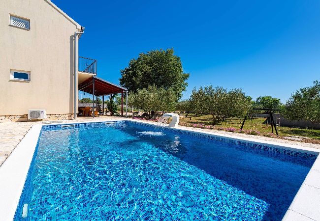 Ferienhaus in Tinj - Holiday home Maria Ferienhaus in Tinj - Holiday home Maria