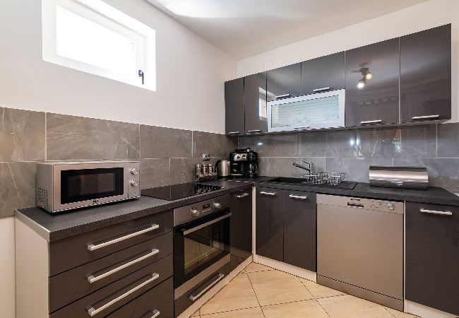 Ferienhaus in Tinj - Holiday home Maria Ferienhaus in Tinj - Holiday home Maria