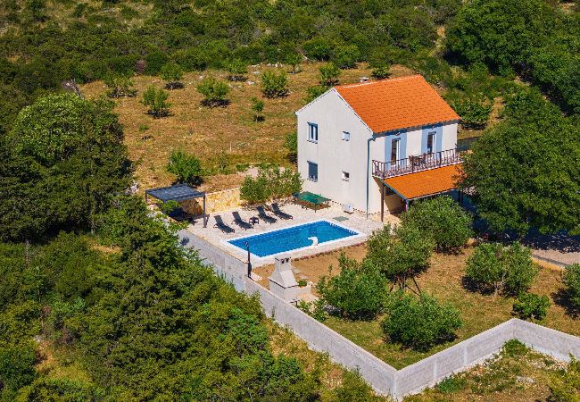 Ferienhaus in Tinj - Holiday home Maria Ferienhaus in Tinj - Holiday home Maria