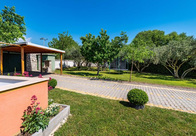 Ferienhaus in Kakma - Authentic stone house Momo Ferienhaus in Kakma - Authentic stone house Momo