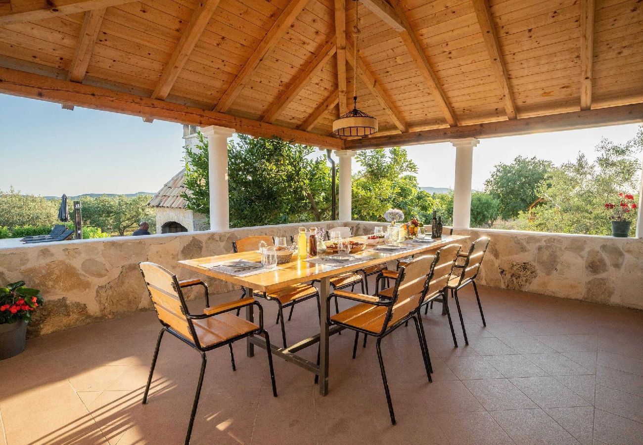 Ferienhaus in Vodice - Authentic Villa Storia