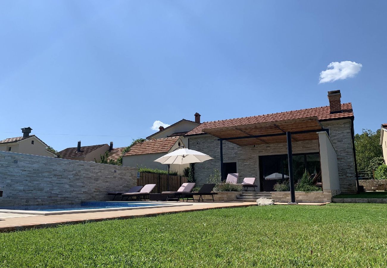 Villa in Donji Proložac - Luxury Villa Prolozac