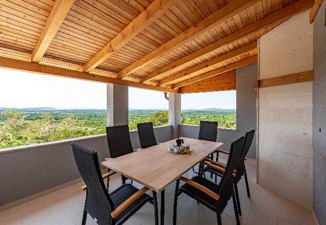 Ferienhaus in Benkovacko Selo - Villa Pezer with heated pool & sauna Ferienhaus in Benkovacko Selo - Villa Pezer with heated pool & sauna