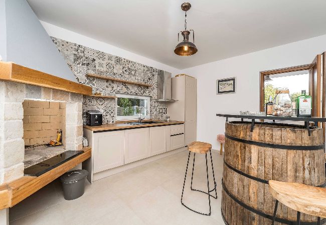 Ferienhaus in Barotul - Sea view Villa Tala Ferienhaus in Barotul - Sea view Villa Tala