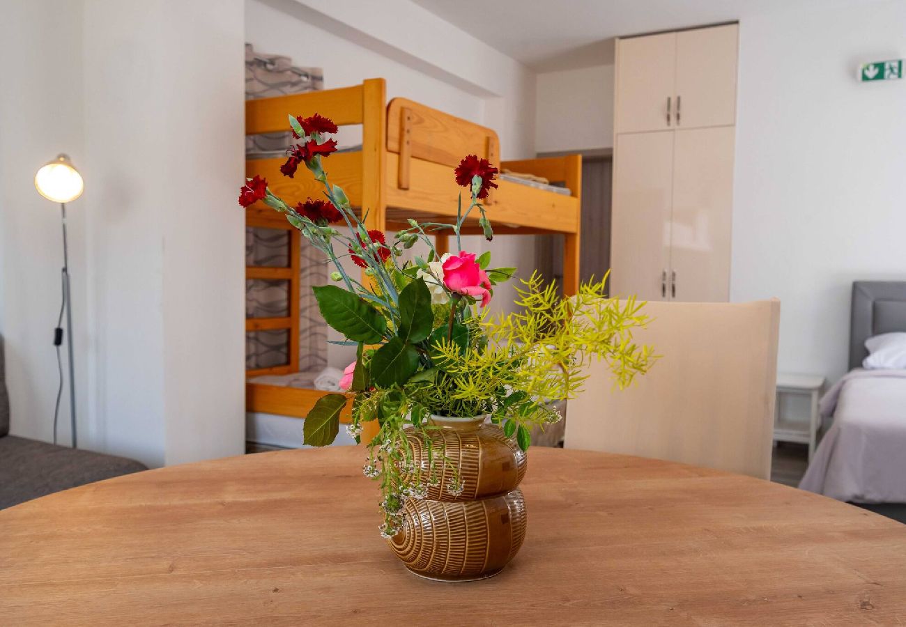 Ferienwohnung in Zadar - Studio apartment Blagdan