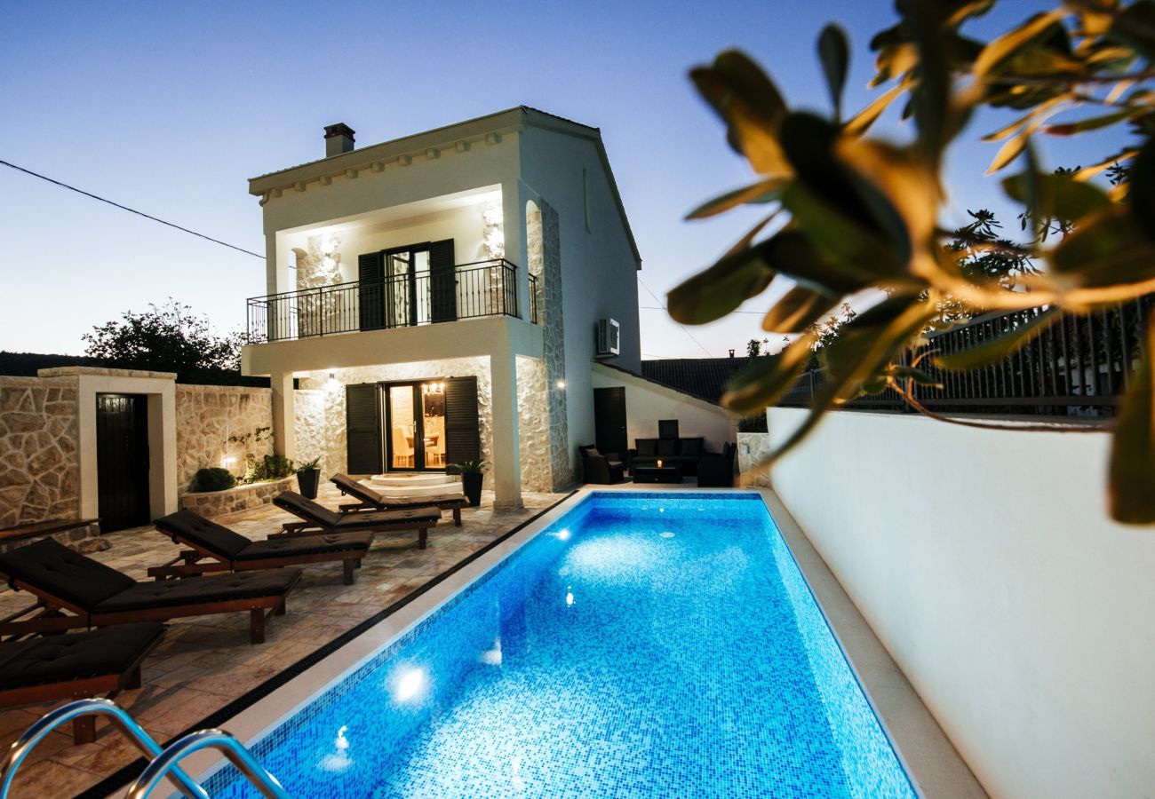 Villa in Vinjerac - Holiday home Castelo Coza