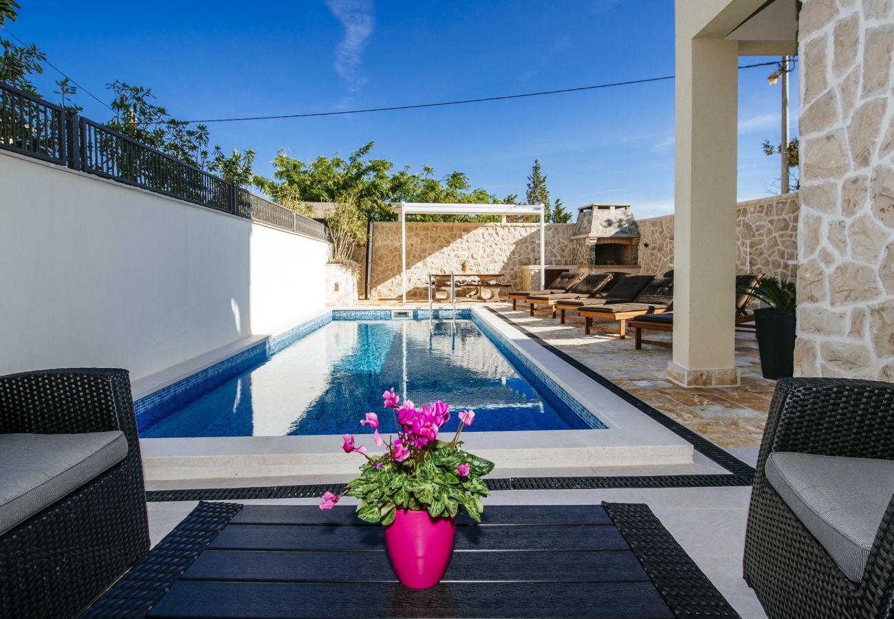 Villa in Vinjerac - Holiday home Castelo Coza