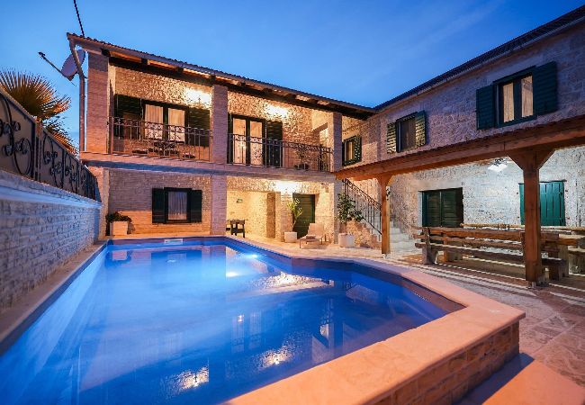 Ferienhaus in Gornje Ceranje - Authentic Villa Vita Ferienhaus in Gornje Ceranje - Authentic Villa Vita