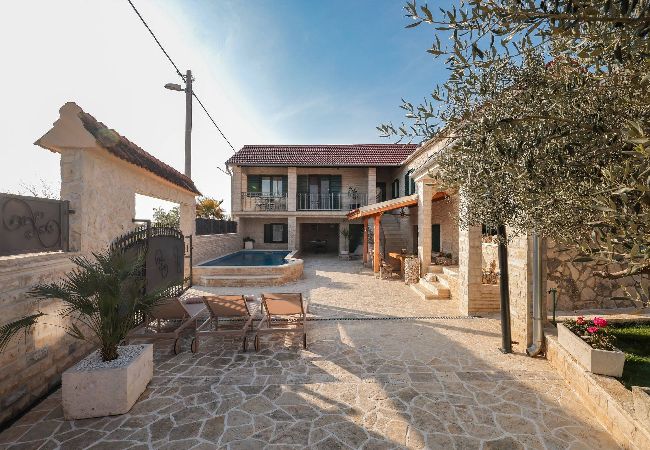 Ferienhaus in Gornje Ceranje - Authentic Villa Vita Ferienhaus in Gornje Ceranje - Authentic Villa Vita