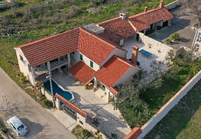 Ferienhaus in Gornje Ceranje - Authentic Villa Vita Ferienhaus in Gornje Ceranje - Authentic Villa Vita