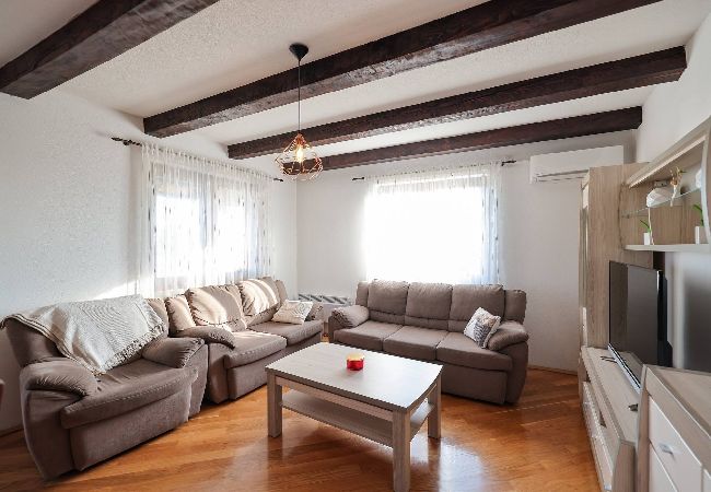 Ferienhaus in Gornje Ceranje - Authentic Villa Vita Ferienhaus in Gornje Ceranje - Authentic Villa Vita