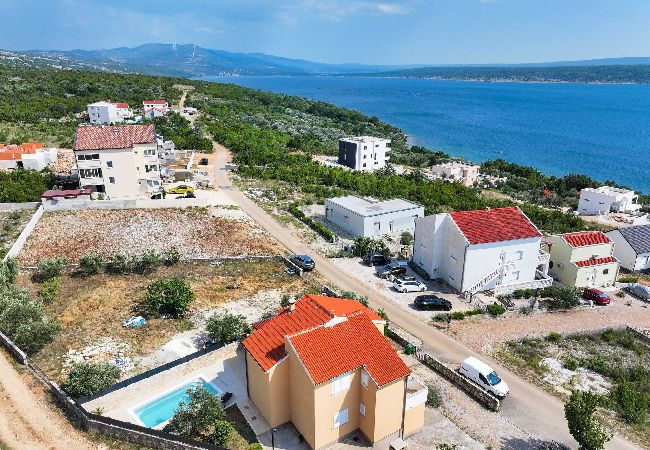 Ferienhaus in Maslenica - Holiday home Nekic Ferienhaus in Maslenica - Holiday home Nekic