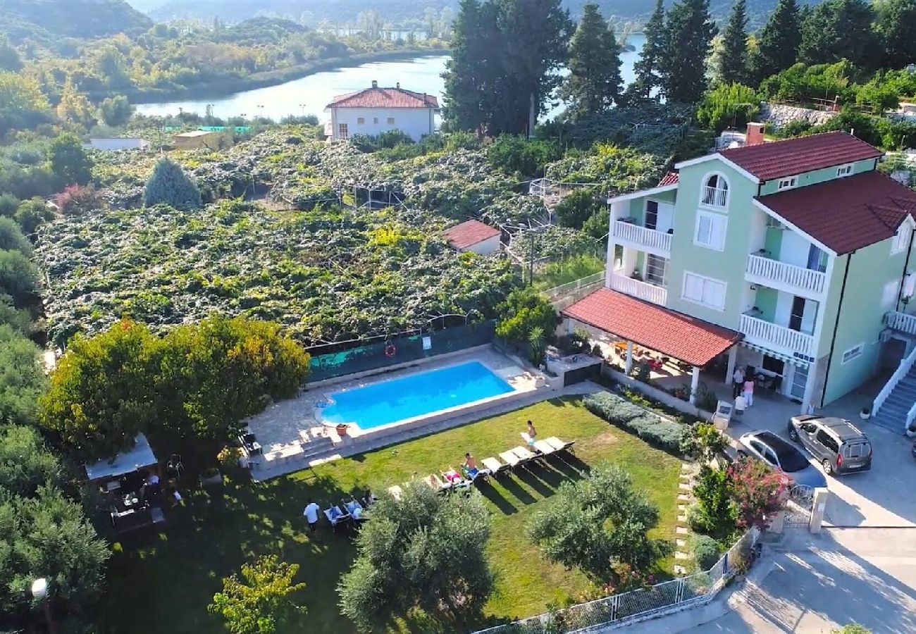 Ferienhaus in Peracko Blato - Villa Green Paradise