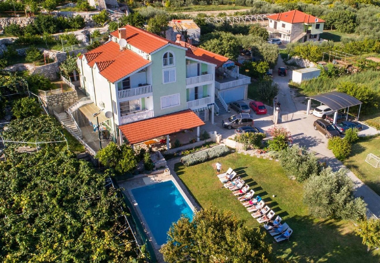 Ferienhaus in Peracko Blato - Villa Green Paradise