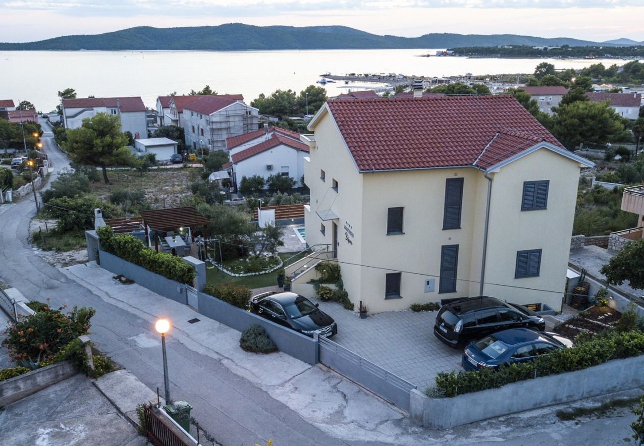 Ferienwohnung in Šibenik - Sea view apartment Roza