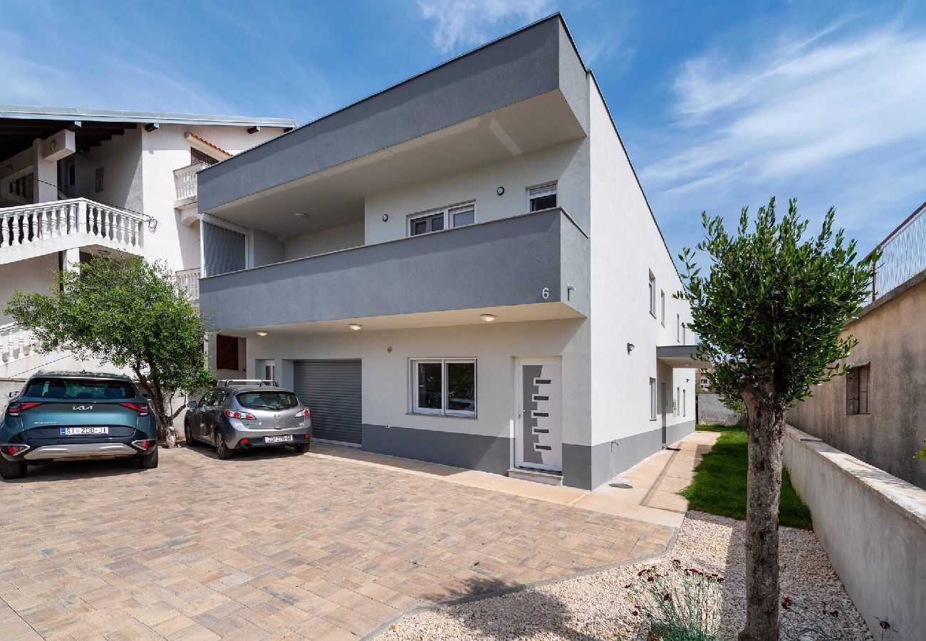 Ferienwohnung in Zadar - Apartment Blagdan 1