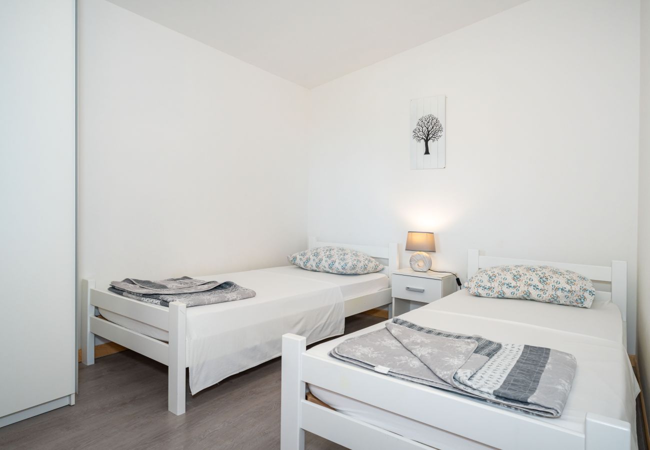 Ferienhaus in Visocane - Apartment Visocane with private pool