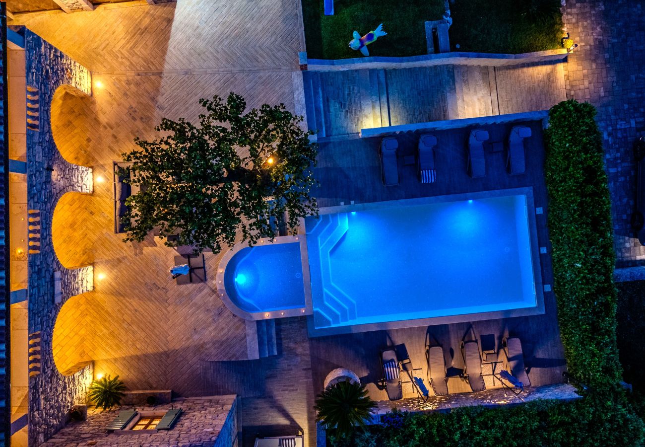 Ferienhaus in Sukošan - Authentic Villa Dumina