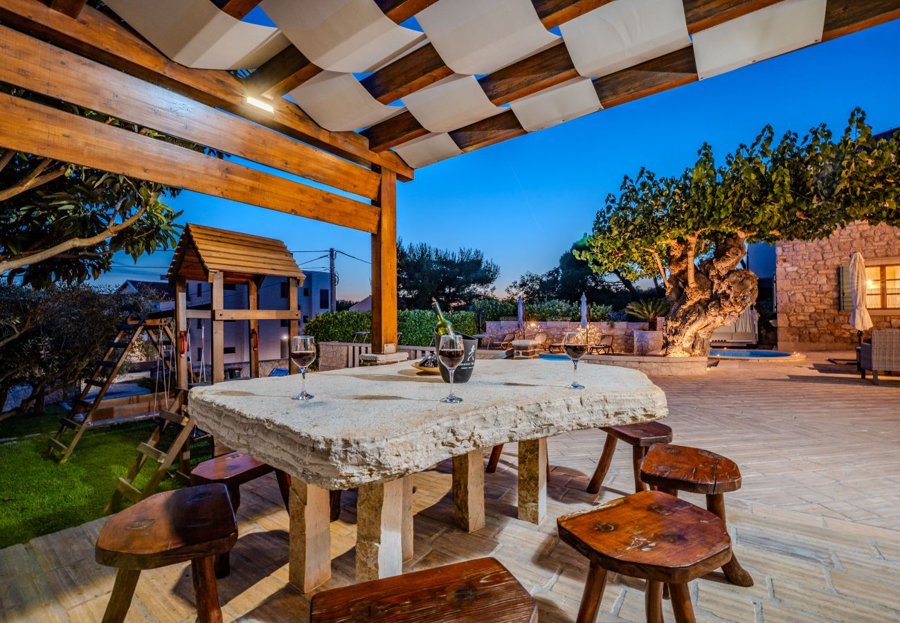 Ferienhaus in Sukošan - Authentic Villa Dumina