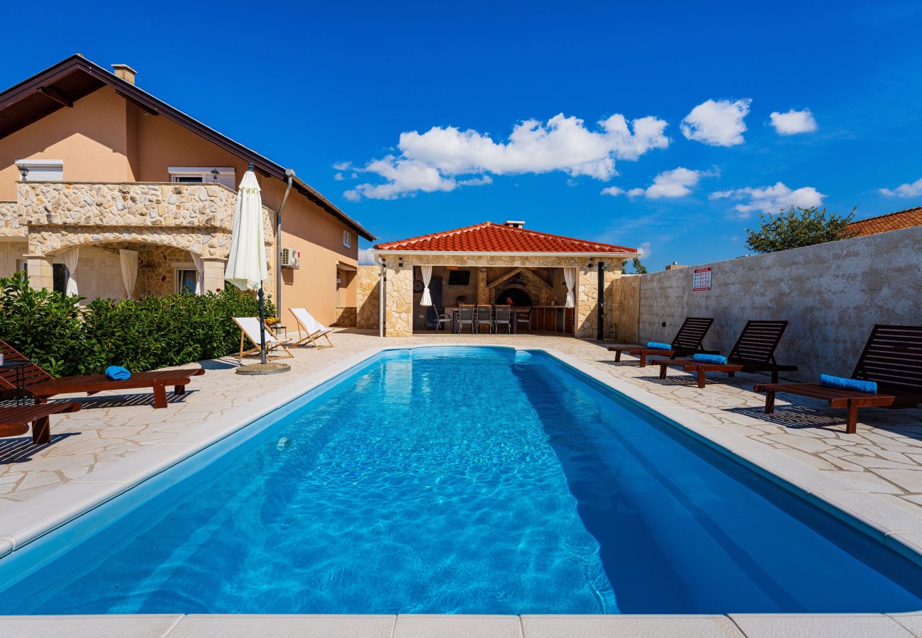 Ferienhaus in Vodice - Holiday home Briscola