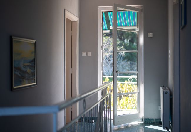 Ferienhaus in Dobropoljana - Holiday home Antonela Ferienhaus in Dobropoljana - Holiday home Antonela